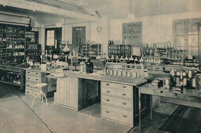 Le laboratoire de la fabrique de savons Schnyder S.A. à Bienne