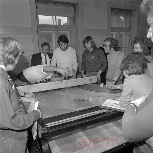 Feinarbeit bei Burger und Jacobi, 1972